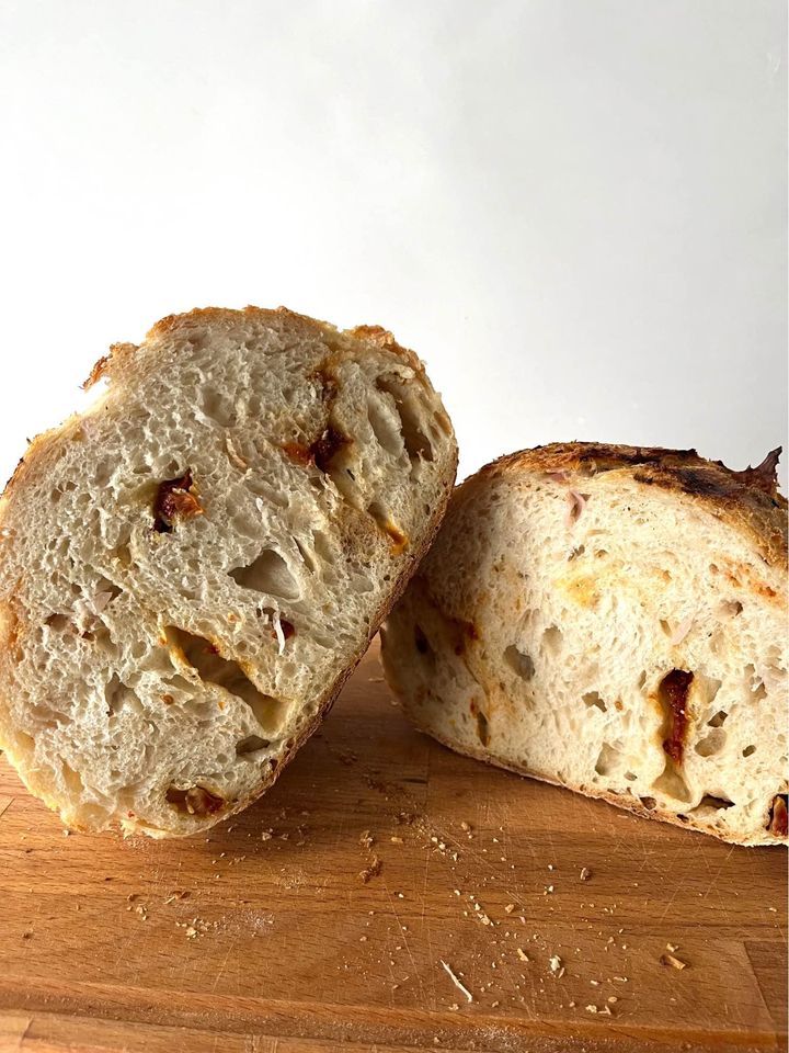 Sun-dried Tomato & Pickled Onion Sourdough Bread